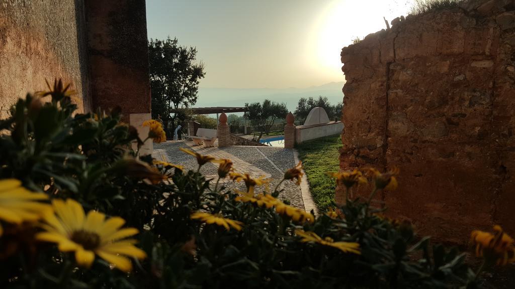 Agriturismo Masseria Fonte Di Maroglio Castrovillari Extérieur photo