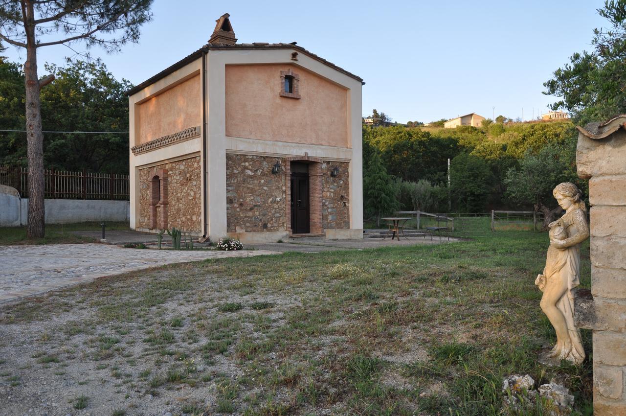 Agriturismo Masseria Fonte Di Maroglio Castrovillari Extérieur photo