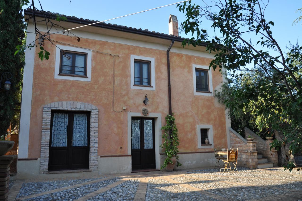 Agriturismo Masseria Fonte Di Maroglio Castrovillari Extérieur photo